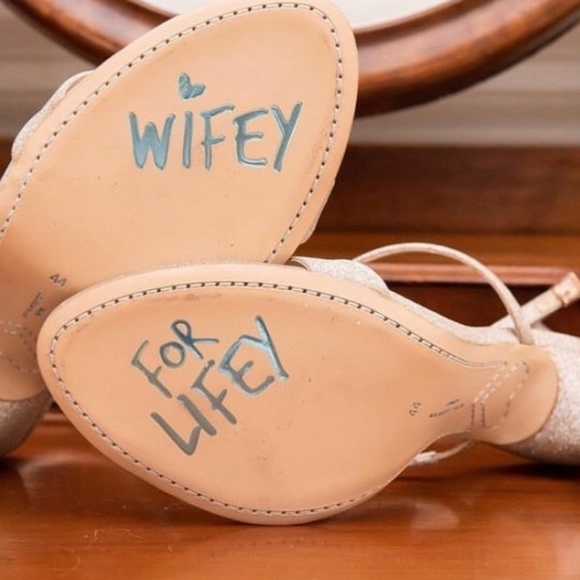 Meet your Posher, Soleil - Picture 2 of 2